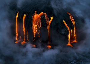 攝影師拍基拉韋厄火山岩漿流入海震撼畫面