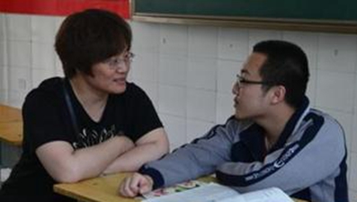 甘肅殘疾考生請求帶母親上學 清華回應“已備好宿舍”