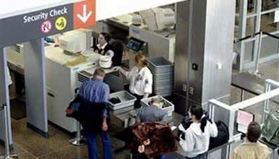 美國：防范恐怖主義 加強國際航班安檢