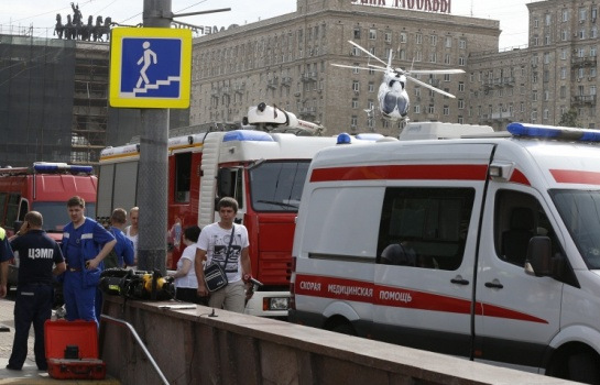 俄羅斯莫斯科一列地鐵出軌致近80人受傷2人死亡