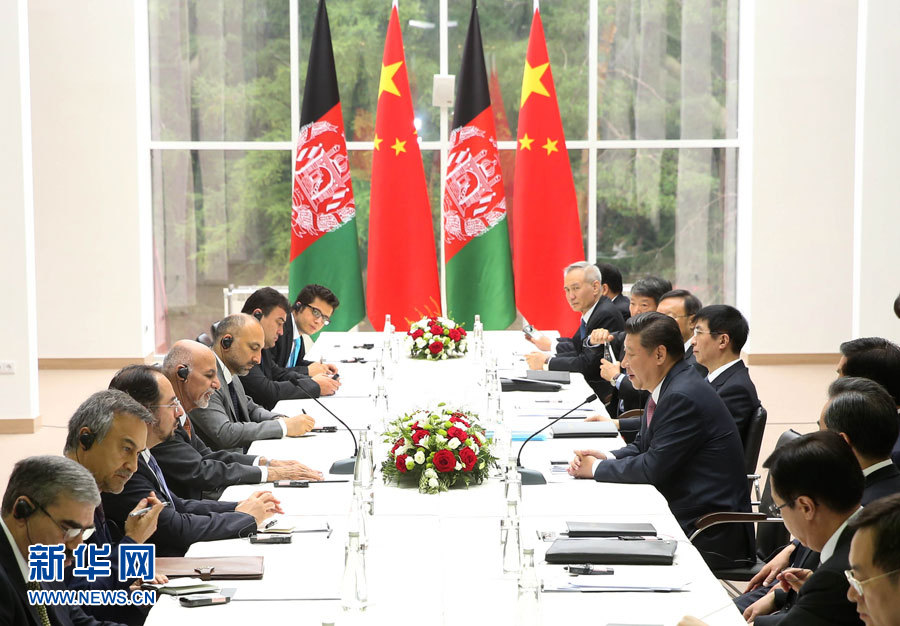 7月10日，國家主席習近平在俄羅斯烏法會見阿富汗總統加尼。新華社記者 龐興雷 攝