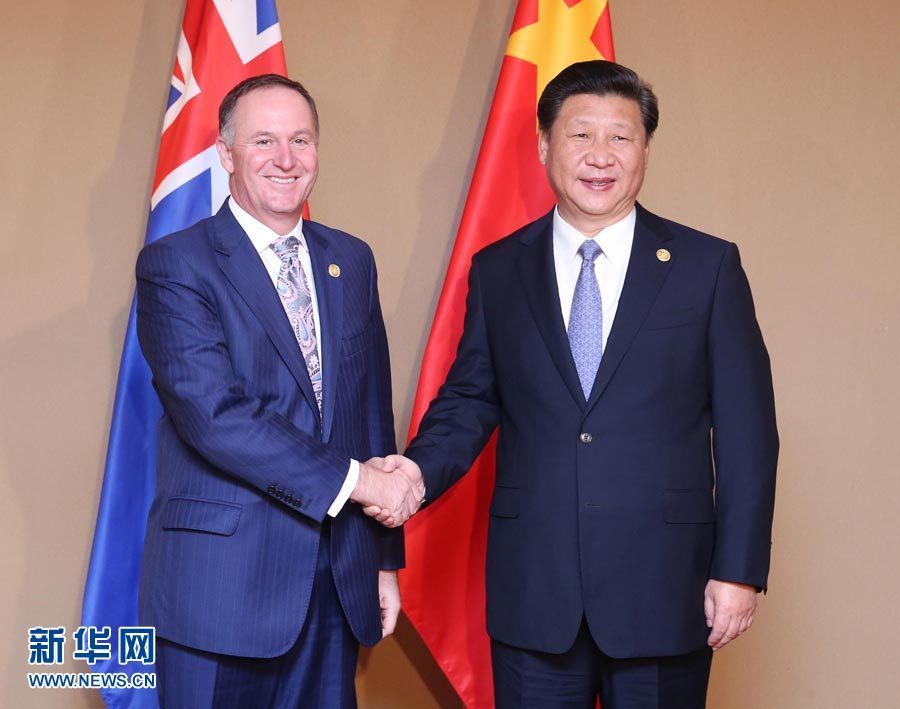 11月18日，國家主席習近平在菲律賓馬尼拉會見新西蘭總理約翰·基。 新華社記者 姚大偉 攝