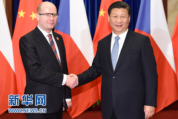 11月26日，國家主席習近平在北京人民大會堂會見捷克總理索博特卡。 新華社記者 謝環馳 攝