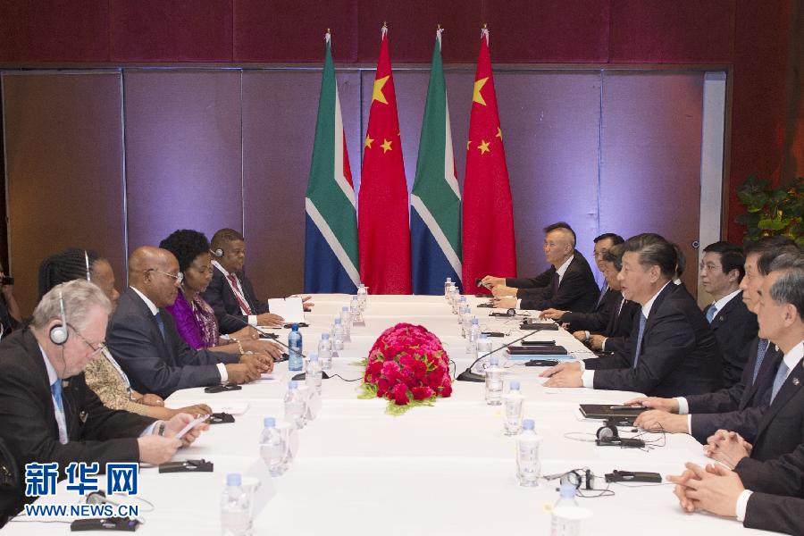 10月15日，國家主席習近平在印度果阿會見南非總統祖馬。新華社記者王曄攝 