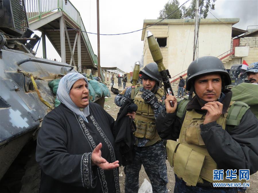 （國際）（3）數百摩蘇爾平民從“伊斯蘭國”武裝分子控制區撤離