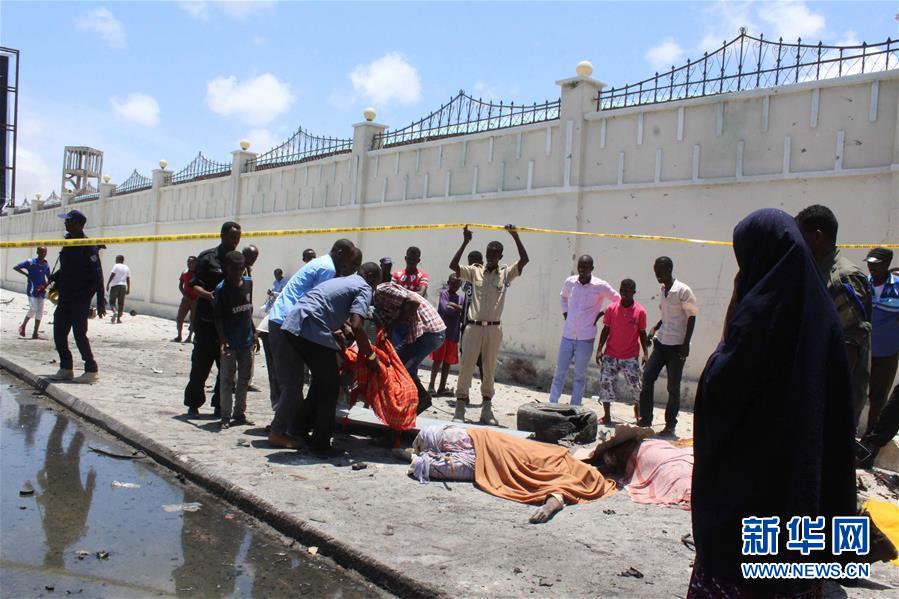 （國際）（5）索馬利首都一酒店遭汽車炸彈襲擊至少6人死亡