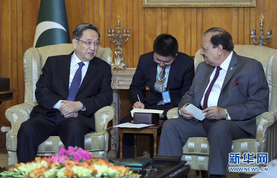 4月5日至6日，應巴基斯坦參議院主席拉巴尼邀請，全國政協主席俞正聲對巴基斯坦進行正式友好訪問。這是4月6日，俞正聲在伊斯蘭堡會見巴基斯坦總統侯賽因。新華社記者鞠鵬攝