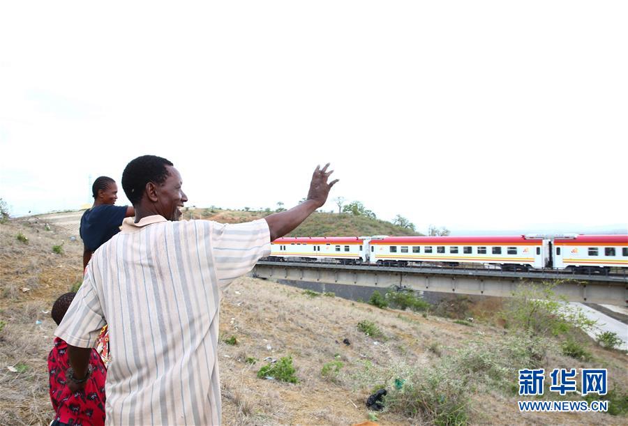 （一帶一路·好項目）（5）蒙內鐵路——肯尼亞的鐵路“中國造”