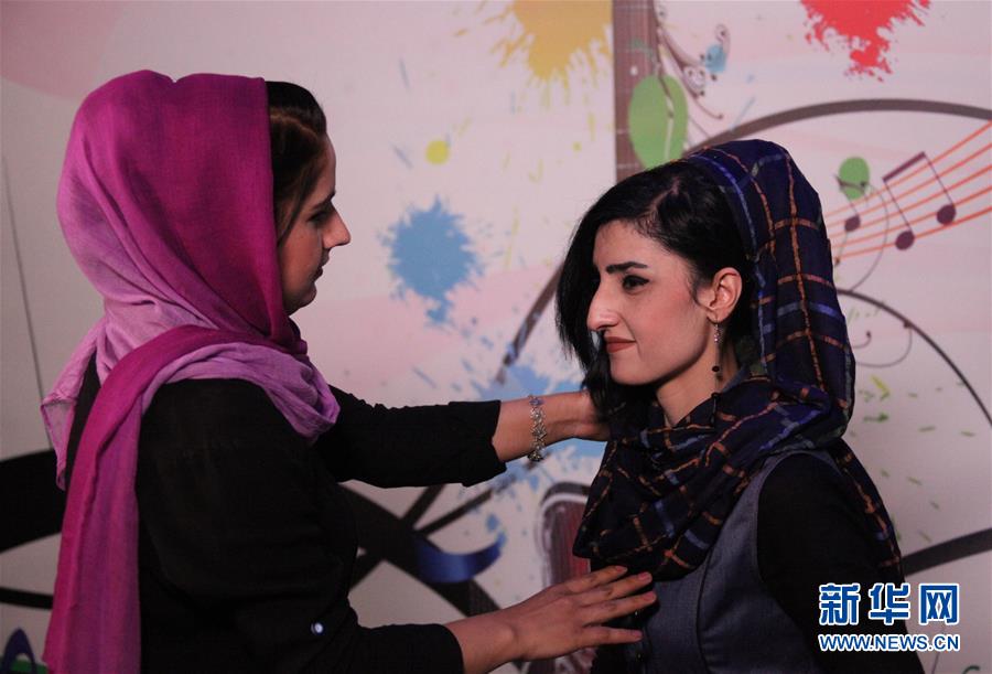 （國際·圖文互動）（4）阿富汗首家女子電視臺開播 