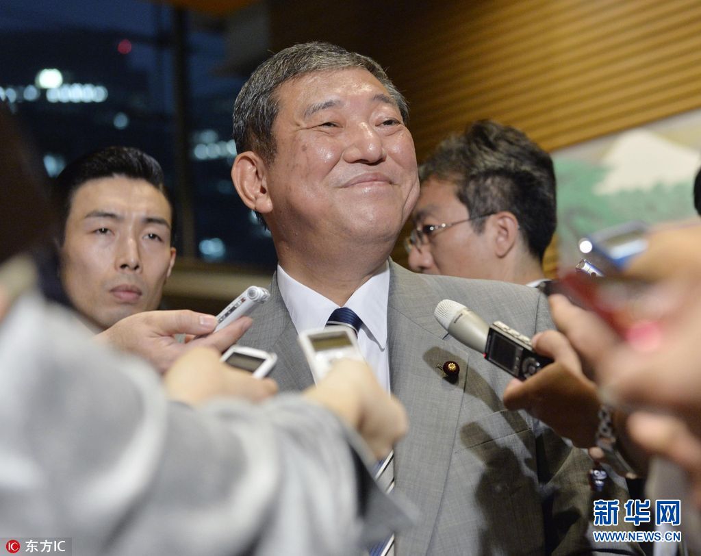 谁更适合担任日本首相？民调显示石破茂力压安倍成热门人选-新华网