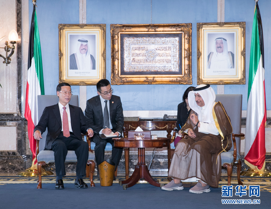 8月22日，應邀訪問科威特的中共中央政治局常委、國務院副總理張高麗在科威特城會見科威特首相賈比爾。 新華社記者 王曄 攝