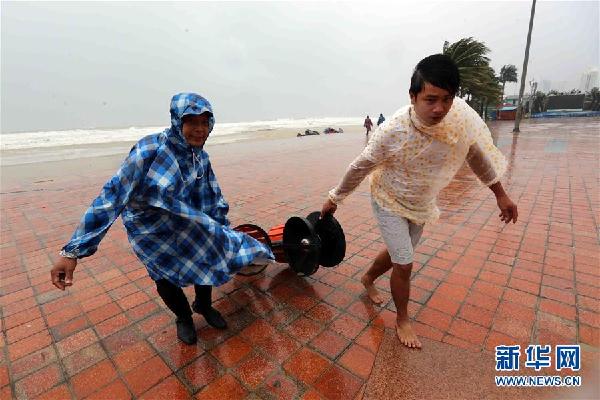 （國際）（4）颱風“達維”登陸越南中部11人死亡