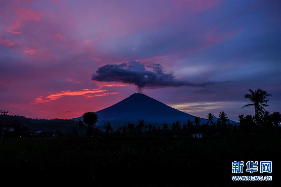 （國際）（8）巴厘島火山持續噴發