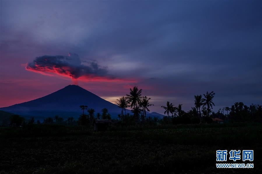 （國際）（9）巴厘島火山持續噴發