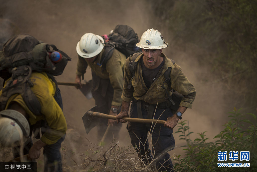 美國加州山火仍在肆虐 或成當地史上第三大火災