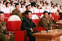 金正恩觀看朝鮮人民軍藝術宣傳隊演出(組圖)