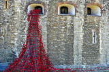 英國用陶瓷罌粟花裝點倫敦塔 紀念一戰百年