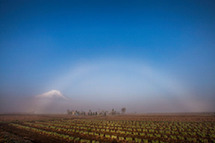 日本業余攝影家拍到霧中白虹奇景