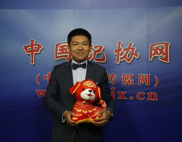 香港大公报记者李理