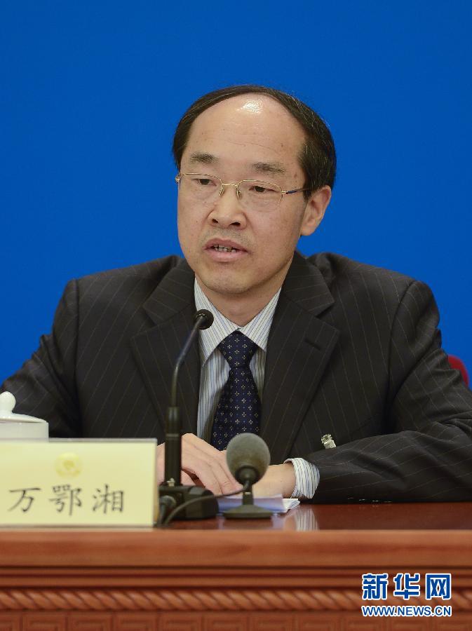 （两会）（13）民主党派中央和全国工商联领导人集体接受媒体采访