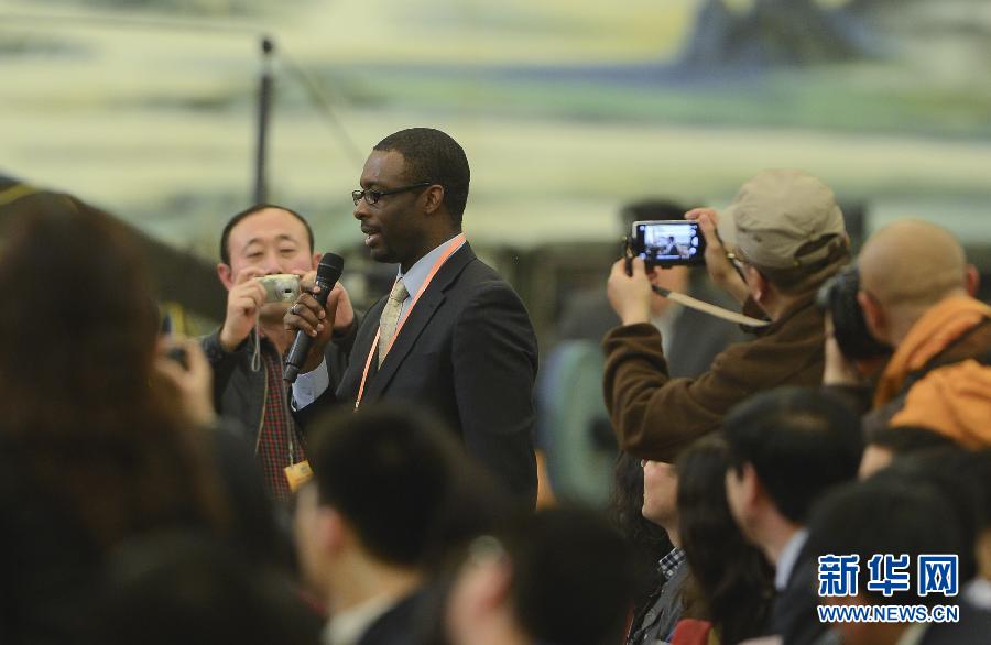 （两会）（4）民主党派中央和全国工商联领导人集体接受媒体采访