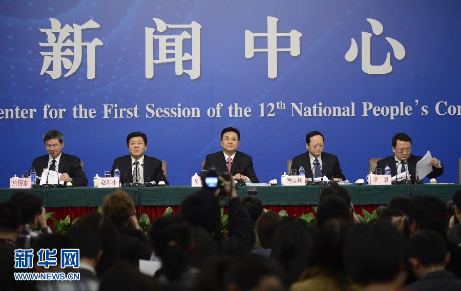 （两会）（1）环保部负责人谈环境保护与生态文明建设