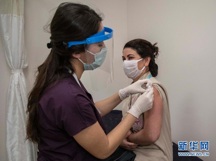 土耳其医护工作者14日开始接种中国新冠疫苗