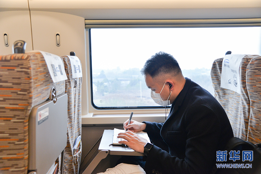 越来越舒适！春运路上，第一次有了静音车厢