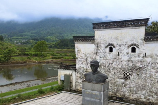 红色珍宝丨最最新开网页传奇sf后一颗子弹留给自己