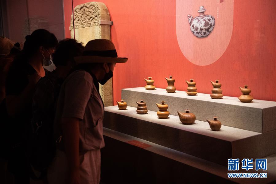 （文化）（1）亚洲多国220余件文物在湖南省博物馆展出