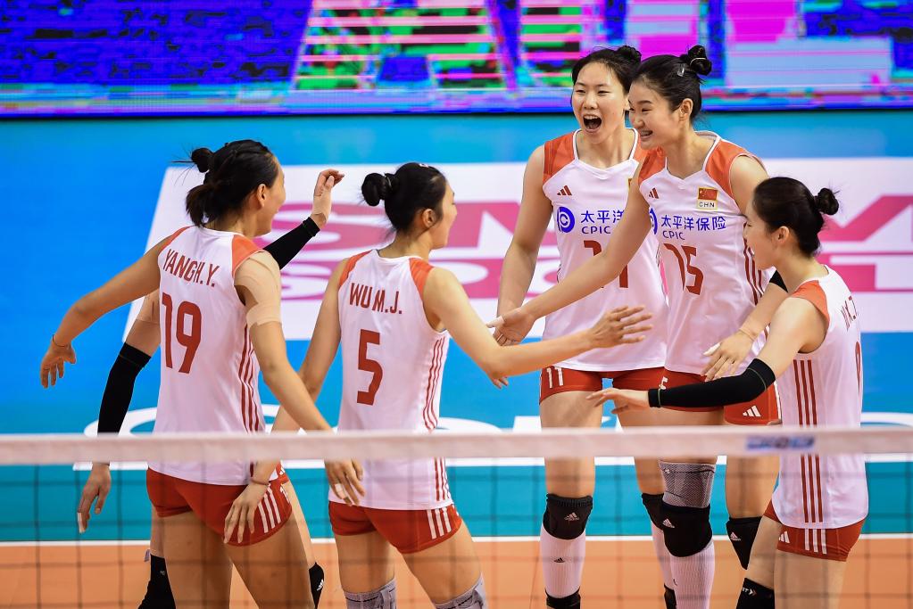 罗斯复出女排亚锦赛：中国队击败越南队晋级决赛