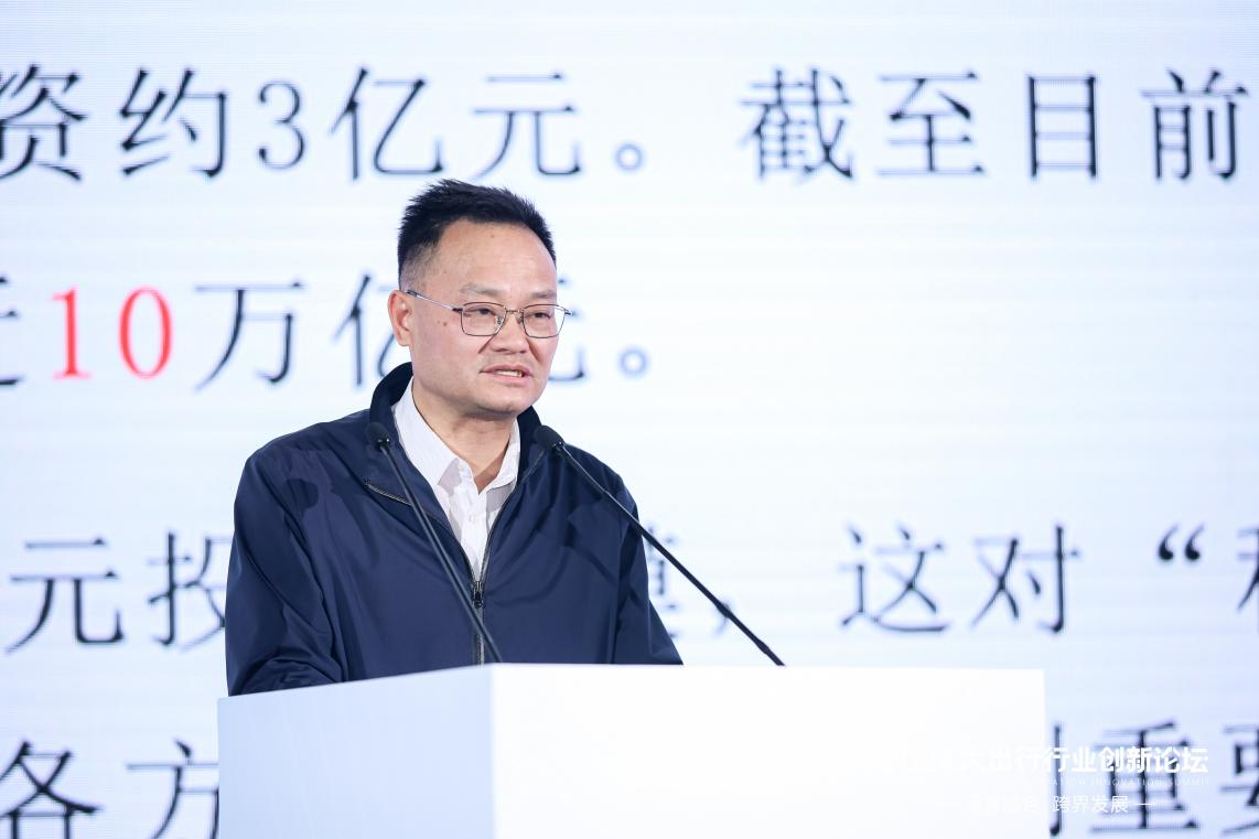 Avval striptizni, keyin esa jinsiy aloqani tomosha qiling. Liliya Kulik porno