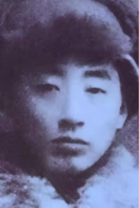 尘封90多年后，英雄真容重现世间