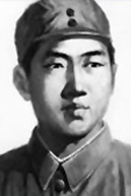 陈翰章：铁骨铸英魂的“书生战将”