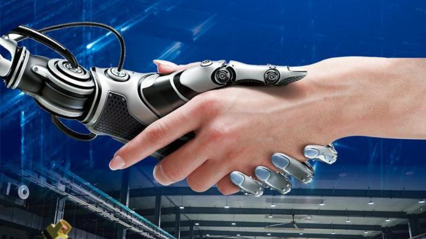 在科技工厂，探访机器人产业未来走向