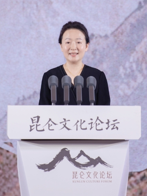 唐烨平：用指尖点亮千年遗产 在掌上演绎浪漫国风