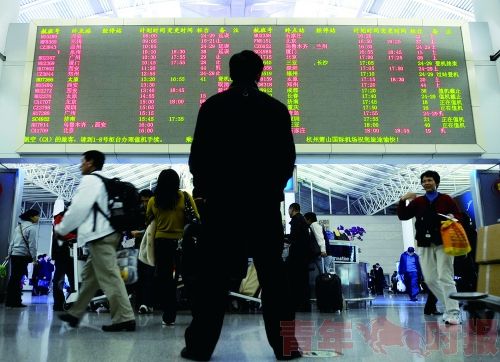 空管局管制员详解：雷雨停了咋还会延误