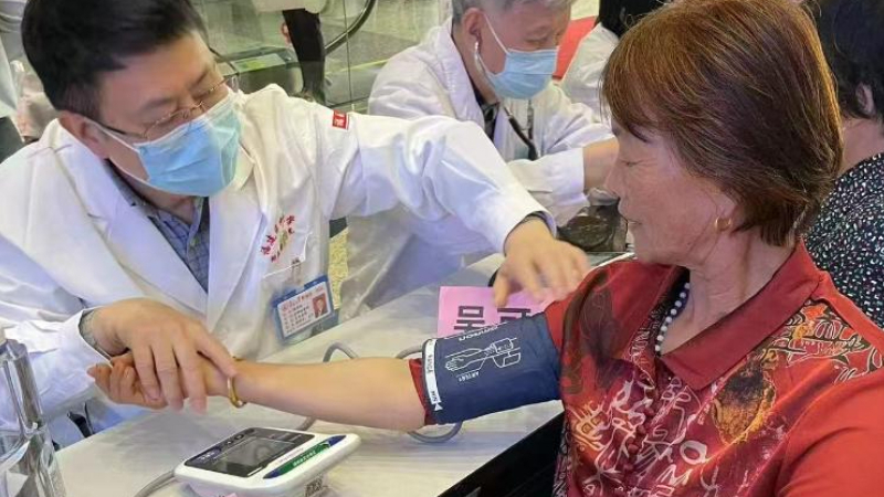 代表委员履职故事丨全国政协委员谢良地：在基层“把脉”高血压防治