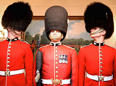 真人大小&ldquo;皇家卫兵&rdquo;蛋糕