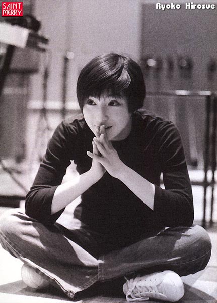 Ryoko_Hirosue0023