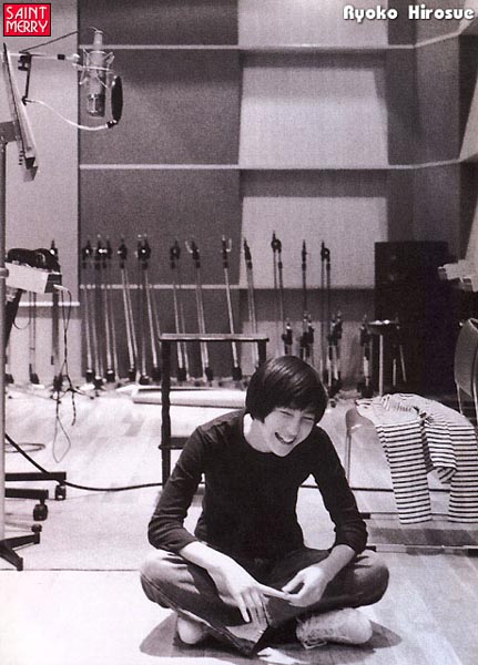 Ryoko_Hirosue0027