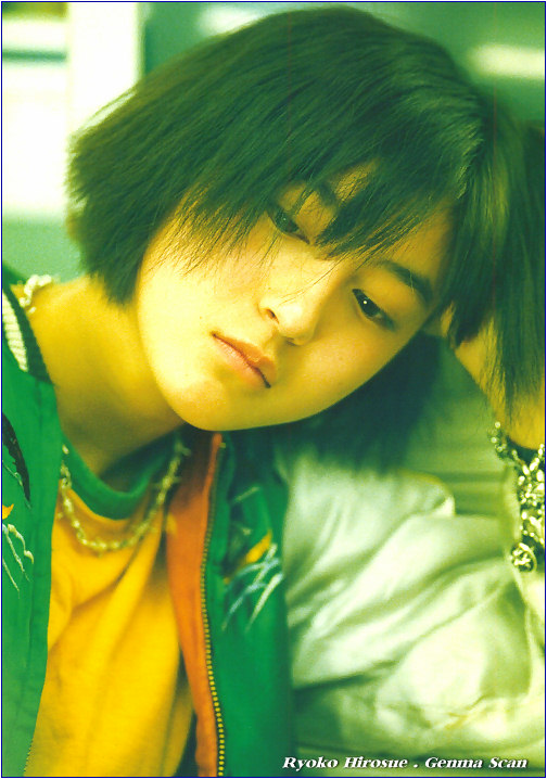 Ryoko_Hirosue0041