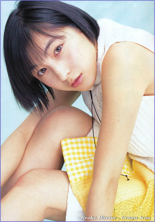 Ryoko_Hirosue0187