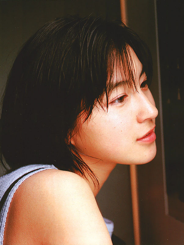 Ryoko_Hirosue0234