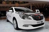 上海牌插电式氢燃料电池轿车
