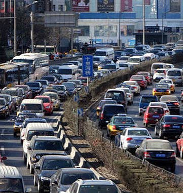 要适应汽车市场的新常态