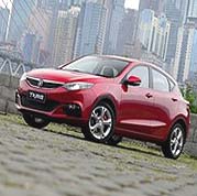 开车回家过年两厢车