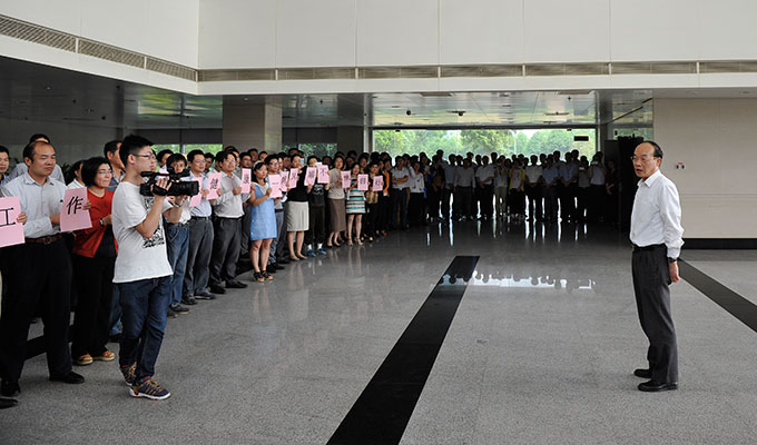 徐平告别东风 &ldquo;欢迎大家来一汽看我&rdquo;