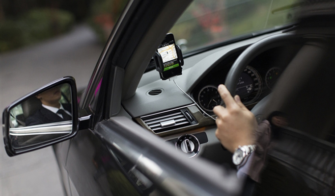 专车司机：睡到自然醒月入3万的日子还有多久？