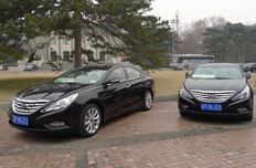 两会用车索八实拍